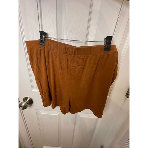 Skims women’s 2XL brown shorts. NWT - Picture 2 of 5